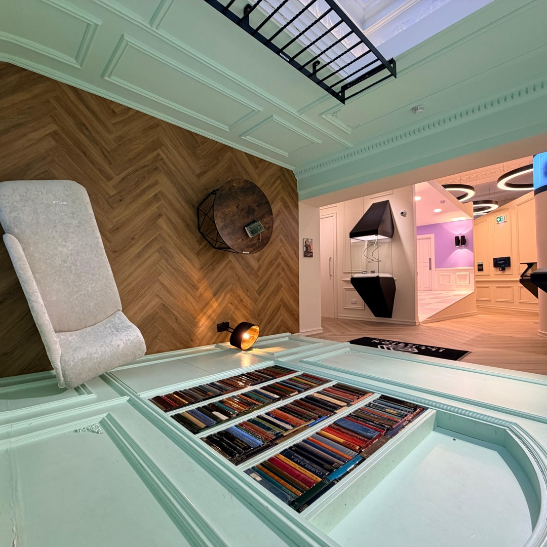 Visitors experiencing optical illusions at illusion Dublin